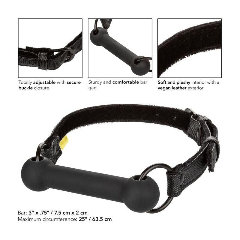 Bâillon barre silicone avec sangle velcro — en situation