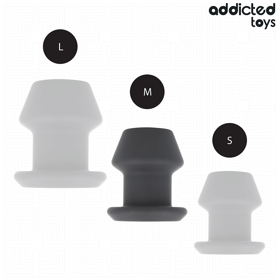 Plug tunnel ouvert silicone taille M 8,7 cm — en situation