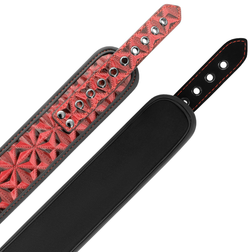 Collier BDSM rouge avec pinces à tétons reliées — Begme — vue 3