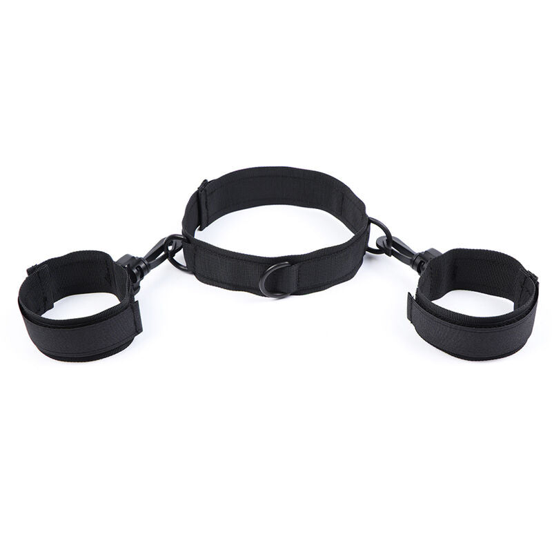 OHMAMA FETISH MENOTTES ET COLLIER EN NYLON