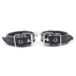 Menottes simili cuir noir fines avec mousqueton — vue 2