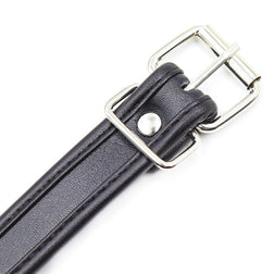 Menottes simili cuir noir fines avec mousqueton — vue 7