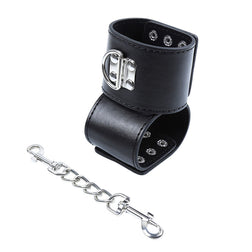 OHMAMA FETISH RETENUES POIGNETS SNAP FASTEN METAL