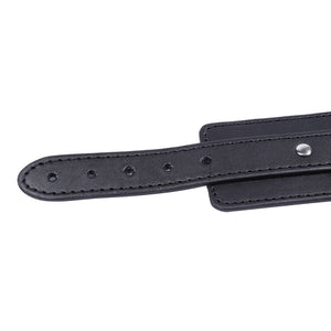 OHMAMA FETISH O RING RETENUES DE POIGNET VERROUILLEES