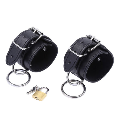 OHMAMA FETISH O RING RETENUES DE POIGNET VERROUILLEES