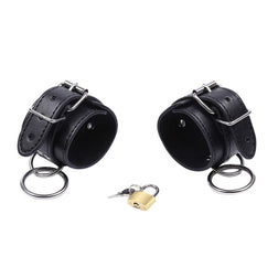OHMAMA FETISH O RING RETENUES DE POIGNET VERROUILLEES