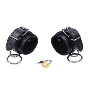 OHMAMA FETISH O RING RETENUES DE POIGNET VERROUILLEES