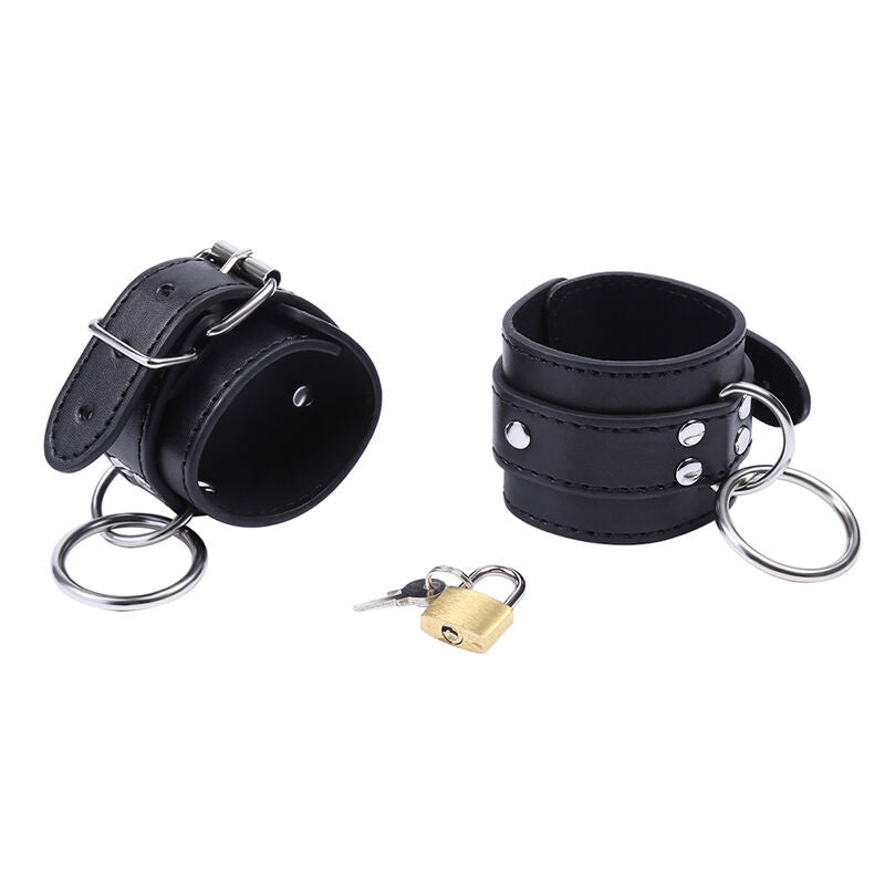 OHMAMA FETISH O RING RETENUES DE POIGNET VERROUILLEES