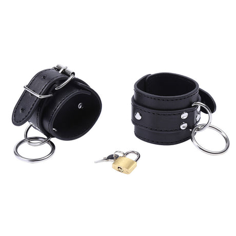 OHMAMA FETISH O RING RETENUES DE POIGNET VERROUILLEES