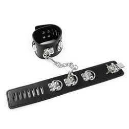 OHMAMA FETISH RETENUES DE CHEVILLES DE STYLE HASP