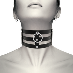 3-band vegan leather choker with O ring — Coquette — view 2