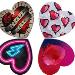 Préservatifs Pasante Heart rouges en latex, sachet cœur, 144 unités — vue de face