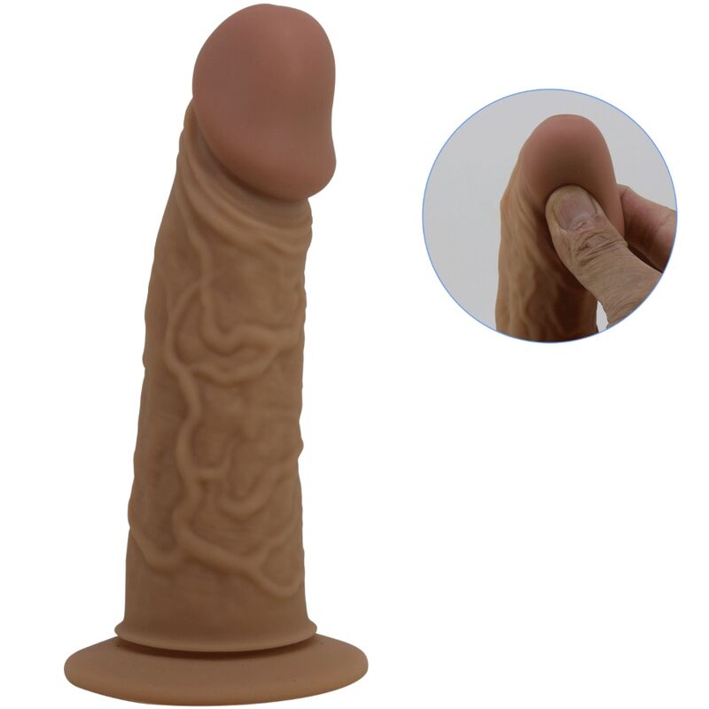 Harnais slip Pretty Love avec gode inclus — en situation