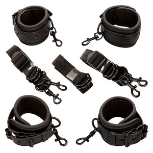 CALEXOTICS NOCTURNAL CEINTURE DE LIT REGLABLE EN CUIR NOIR
