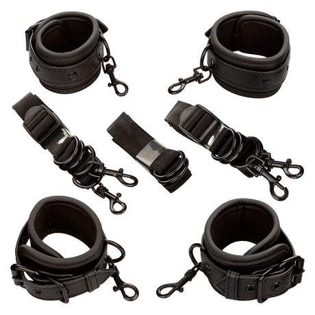 CALEXOTICS NOCTURNAL CEINTURE DE LIT REGLABLE EN CUIR NOIR