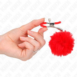 Pinces à tétons avec boule en fausse fourrure rouge 6 cm — KINK — vue 4