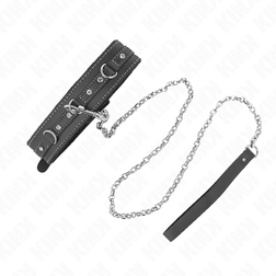 Collier strass noir et laisse chaîne — Kink — gros plan