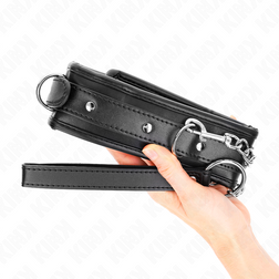Collier noir rembourré 3 anneaux et laisse chaîne — Kink — vue en situation