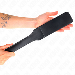 Paddle longue fine simili-cuir noire 45 cm — Kink
