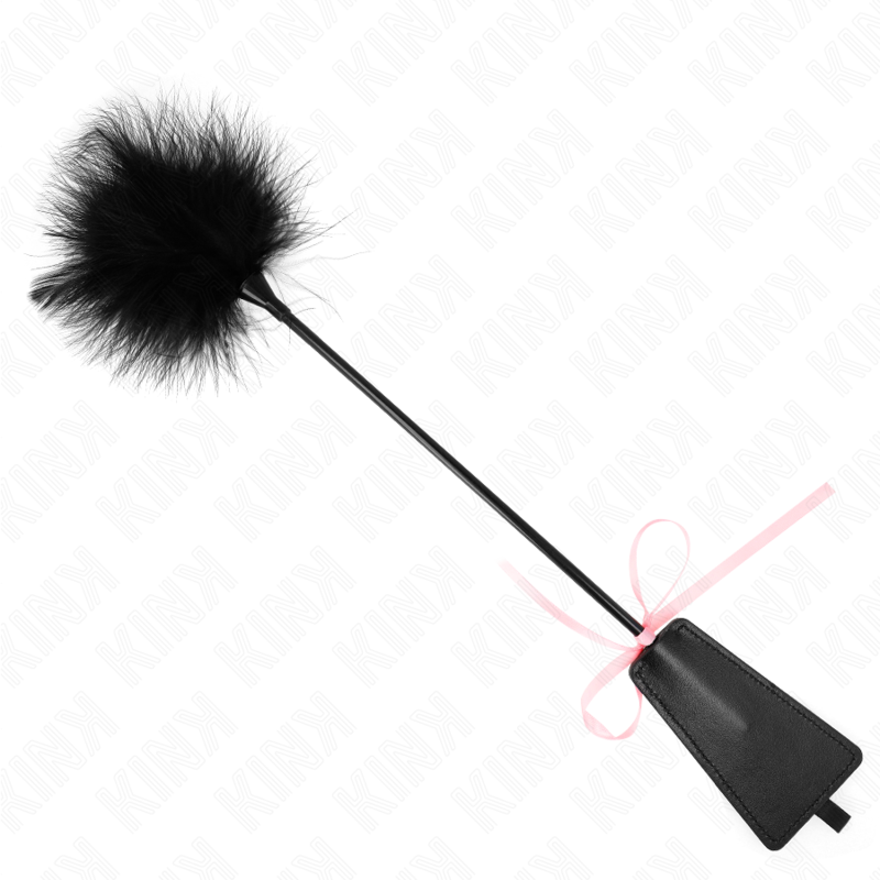 KINK PLUMES CHACOUILLEES AVEC NOEUD DE RUBAN ROSE 49 CM