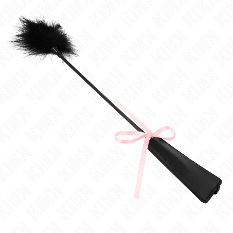 KINK PLUMES CHACOUILLEES AVEC NOEUD DE RUBAN ROSE 49 CM
