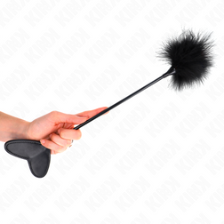 Plumeau doux et paddle cœur BDSM 2-en-1 noir