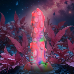 Gode fantaisie Nixie posé dans un décor naturel