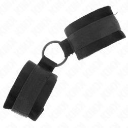 Menottes poignets fourrure noire avec anneau central 4 cm — image 3