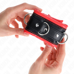 Menottes poignets bondage lourds doublure fourrure rouge — vue 4