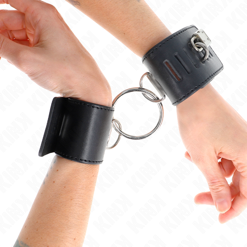 KINK APPUI POIGNETS FIXES AVEC ANNEAU ET FERMETURE PAR CADENAS NOIR AJUSTABLE 16 23 CM X 55 CM