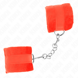 Menottes débutant fourrure rouge total look — image 3