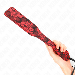 Fouet Paddle plat brocart baroque noir et rouge 32 cm — Scandal en Nylon rouge vu de face