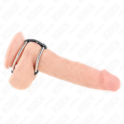 Double cockring métal relié cuir — gros plan