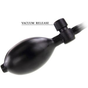 Poire de gonflage noire et sa valve de dégonflage marquée Vacuum Release