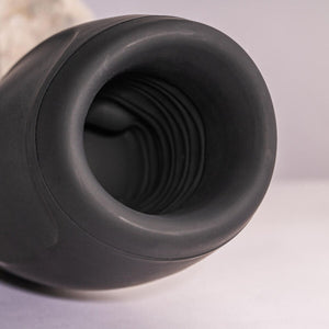 Masturbateur automatique pression d'air + vibrations 10 modes — en situation