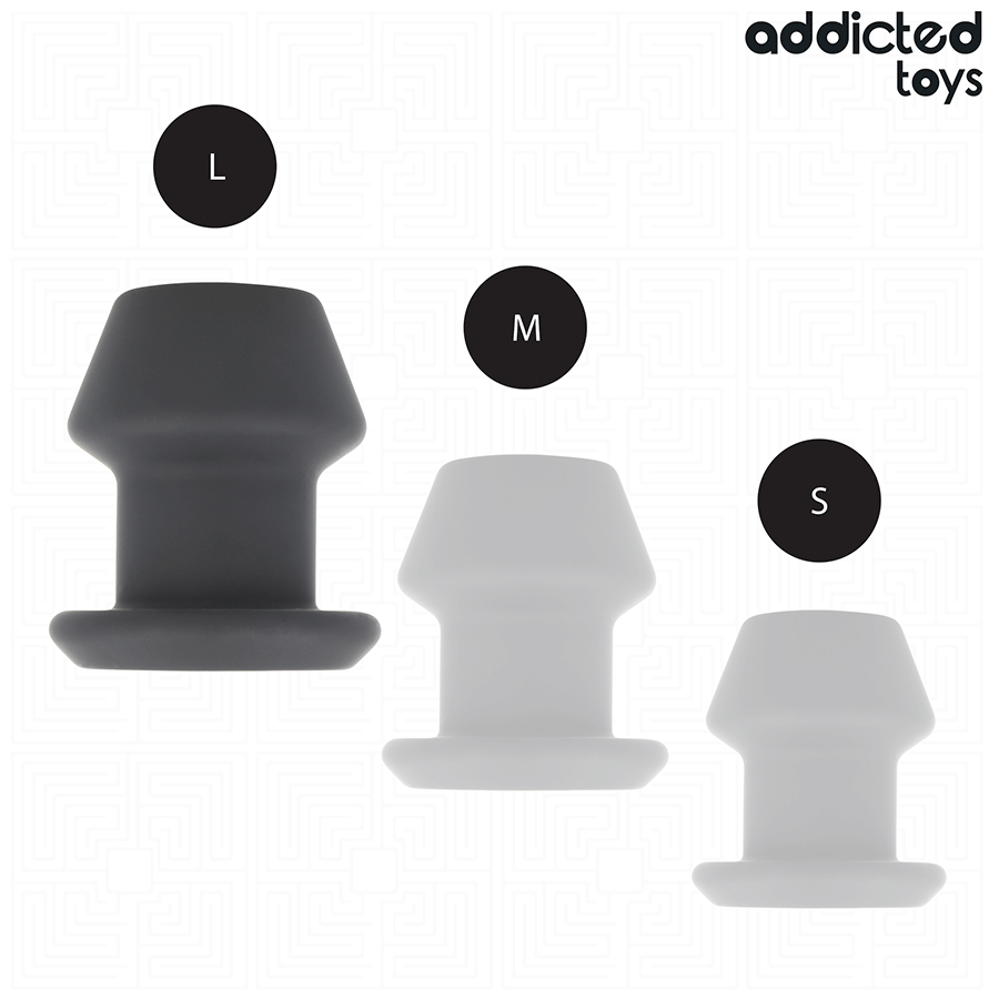 Plug tunnel ouvert silicone taille XXL 10,4 cm — en situation