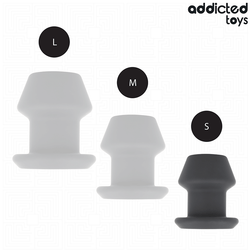 Plug tunnel ouvert silicone taille S 7,5 cm — en situation