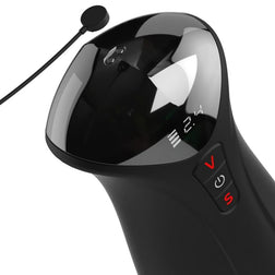 Détail du chargeur magnétique sur le haut du masturbateur automatique