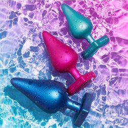 Plugs anal Luster - accessoires inclus visibles
