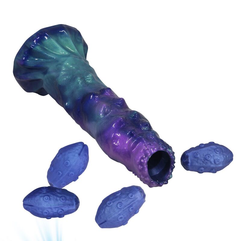 Corps creux du Duskwalker Sentinel ouvert à la tête, à côté de quatre œufs en silicone