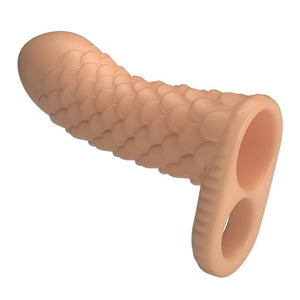 Funda para el pene Nesmith de color carne, con escamas en relieve, abertura y anillo integrado