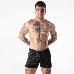 Vue de face du short homme noir Locker Gear à coupe courte