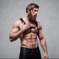 FETISH SUBMISSIVE ATTITUDE HARNAIS DE POITRINE EN ECO CUIR POUR HOMMES AVEC CLOUS