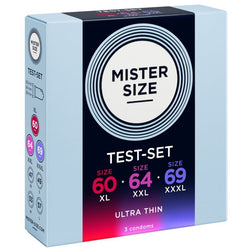 Boîte Mister Size 60 / 64 / 69 mm vue de trois quarts, avec les trois tailles illustrées sur le côté.