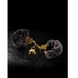 Menottes dorées doublées fourrure noire — Deluxe Furry Cuffs — vue 4