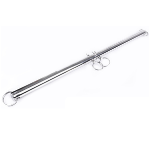 Barre d'écartement acier extensible avec anneaux · Metal Hard · Menottes