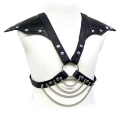 Harnais modèle épaulettes cuir chaînes argent en Cuir véritable noir pour le plaisir intime.