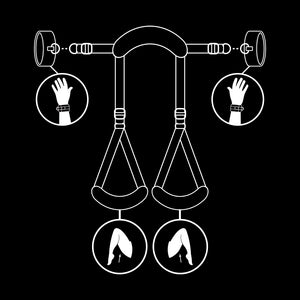 FETISH SUBMISSIVE POSITION JAMBES OUVERTES AVEC MENOTTES DOUBLEES EN NOPRENE