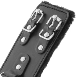 Menottes bondage larges doublées fourrure
