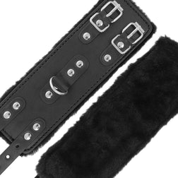 Menottes bondage larges doublées fourrure